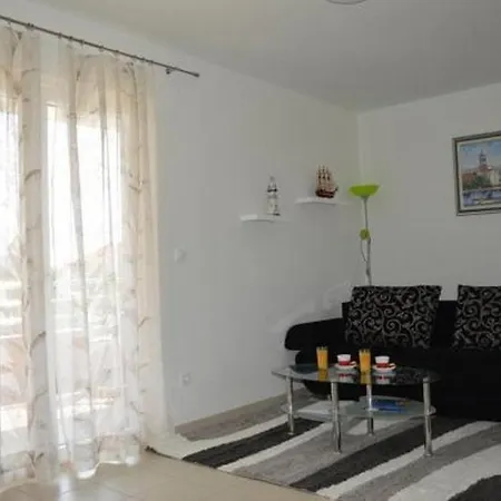 Appartamento With Parking Space Sveti Filip I Jakov, Biograd - 24707 Sveti Filip i Jakov
